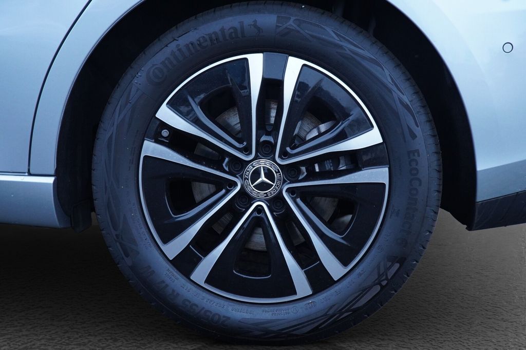 Mercedes-Benz B 200 2024