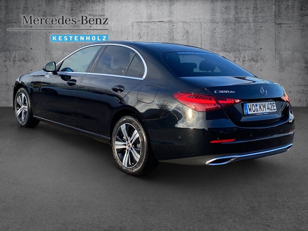 Mercedes-Benz C 300 2025