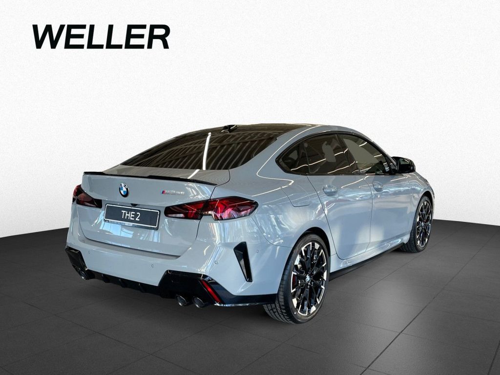 BMW M235 2025