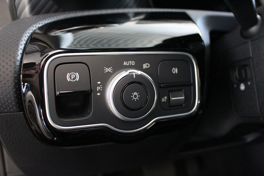 Mercedes-Benz A 250 2024