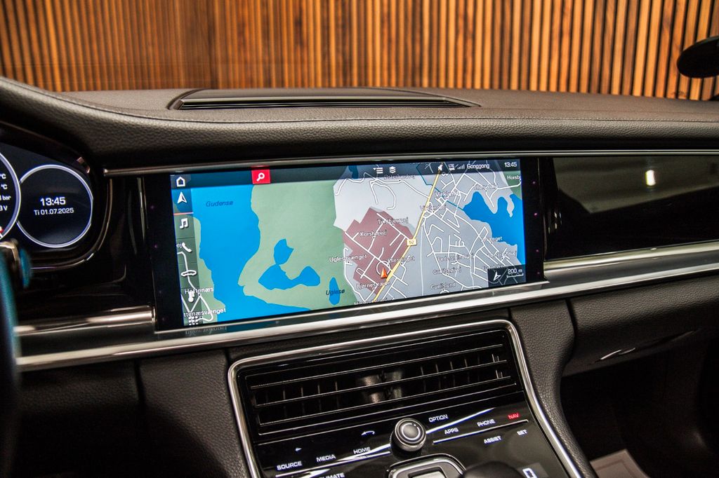 Porsche Panamera 2017