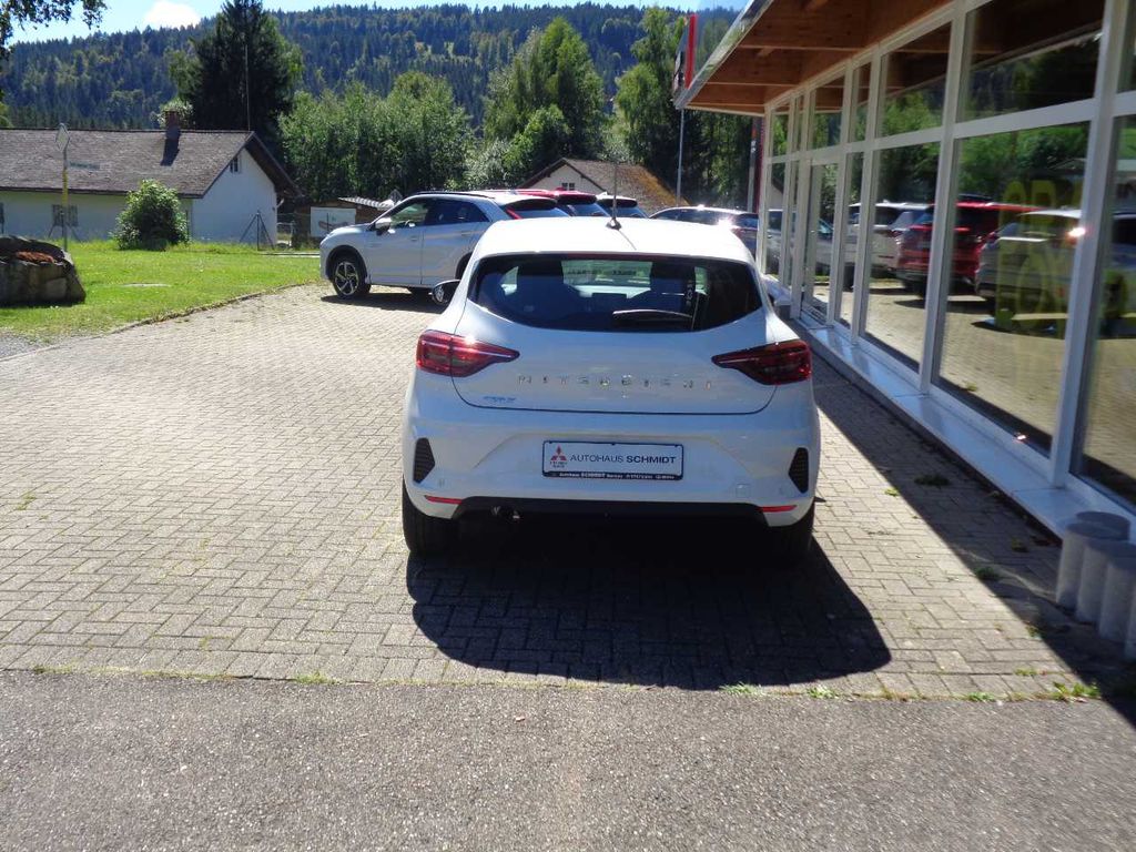 Mitsubishi Colt 2025