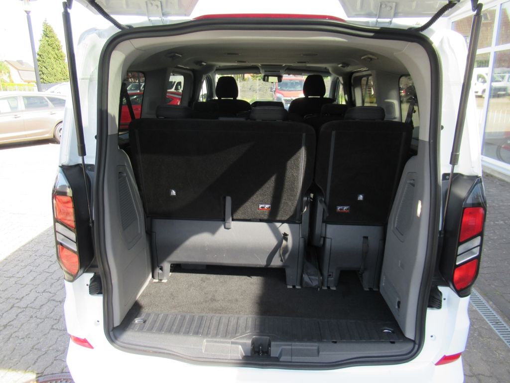 Ford Tourneo Custom 2024