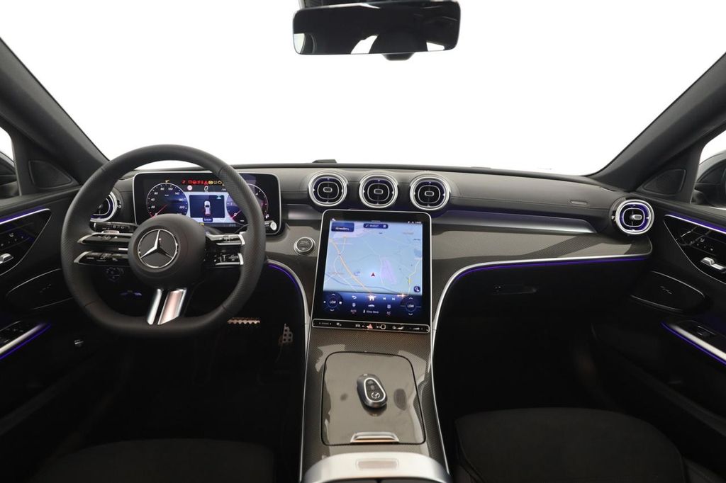 Mercedes-Benz C 220 2025