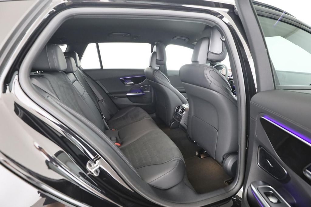 Mercedes-Benz C 220 2025