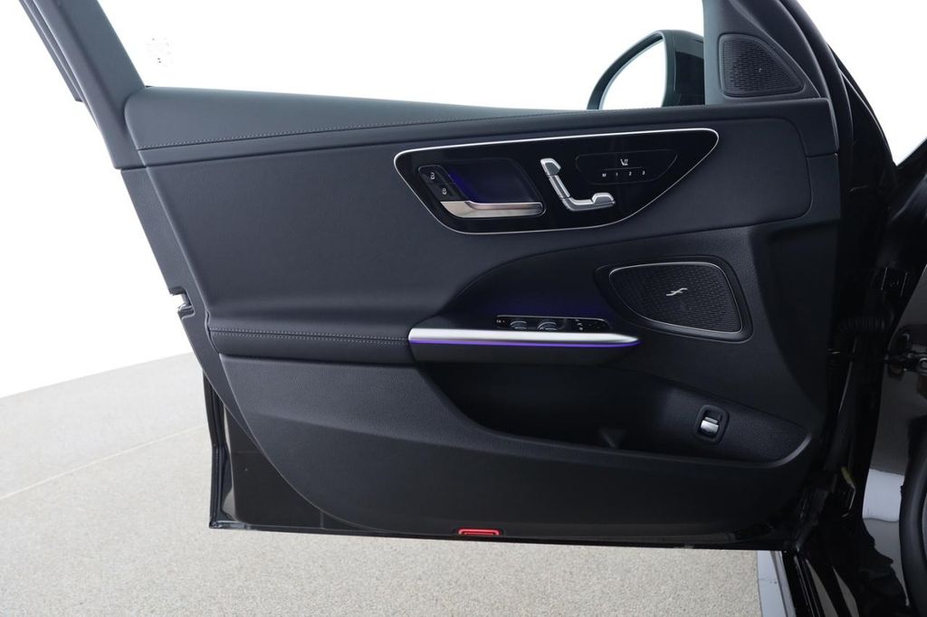 Mercedes-Benz C 220 2025