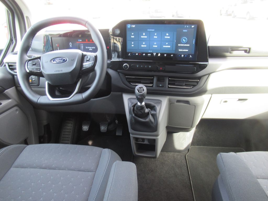 Ford Tourneo Custom 2024