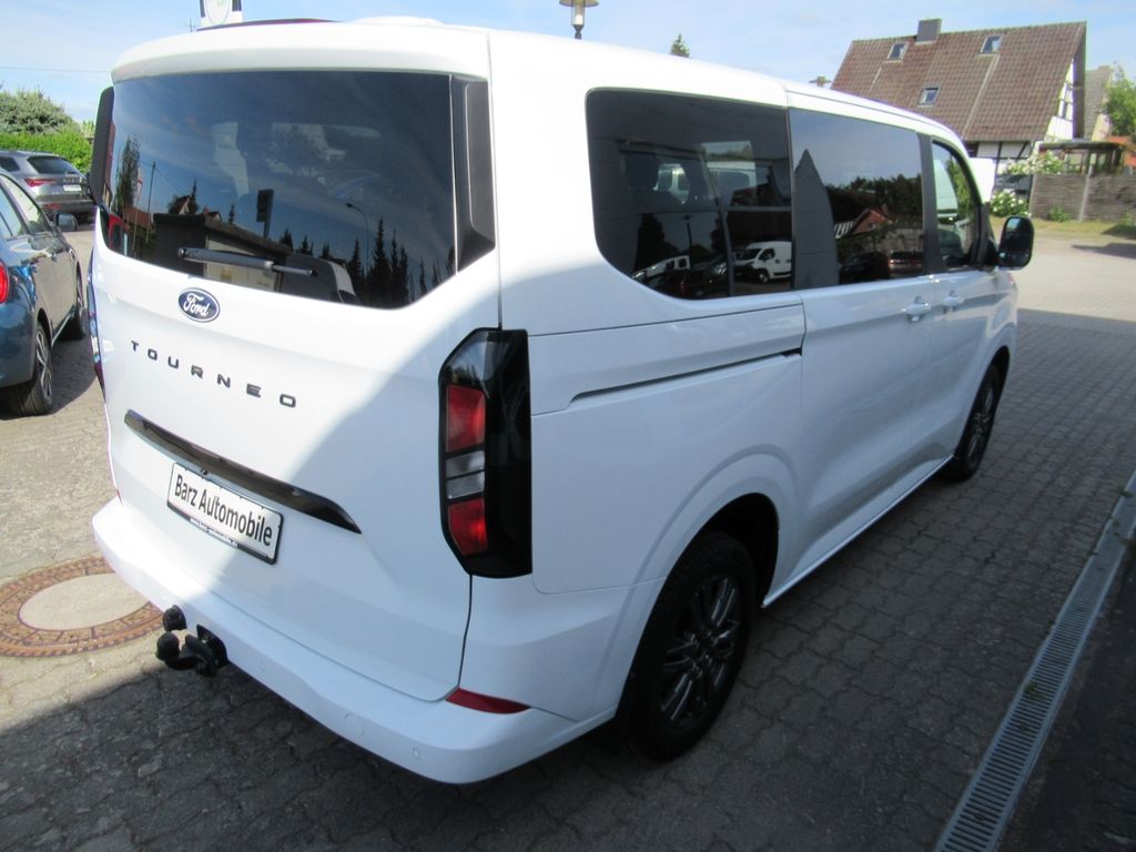 Ford Tourneo Custom 2024
