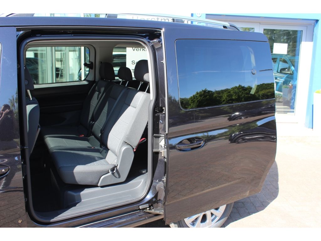 Ford Grand Tourneo 2025