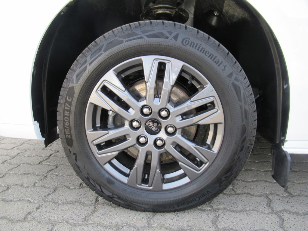 Ford Tourneo Custom 2024