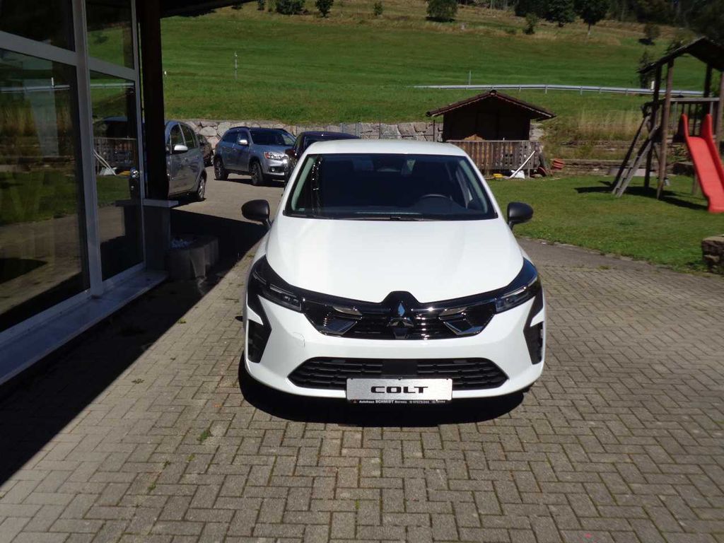 Mitsubishi Colt 2025