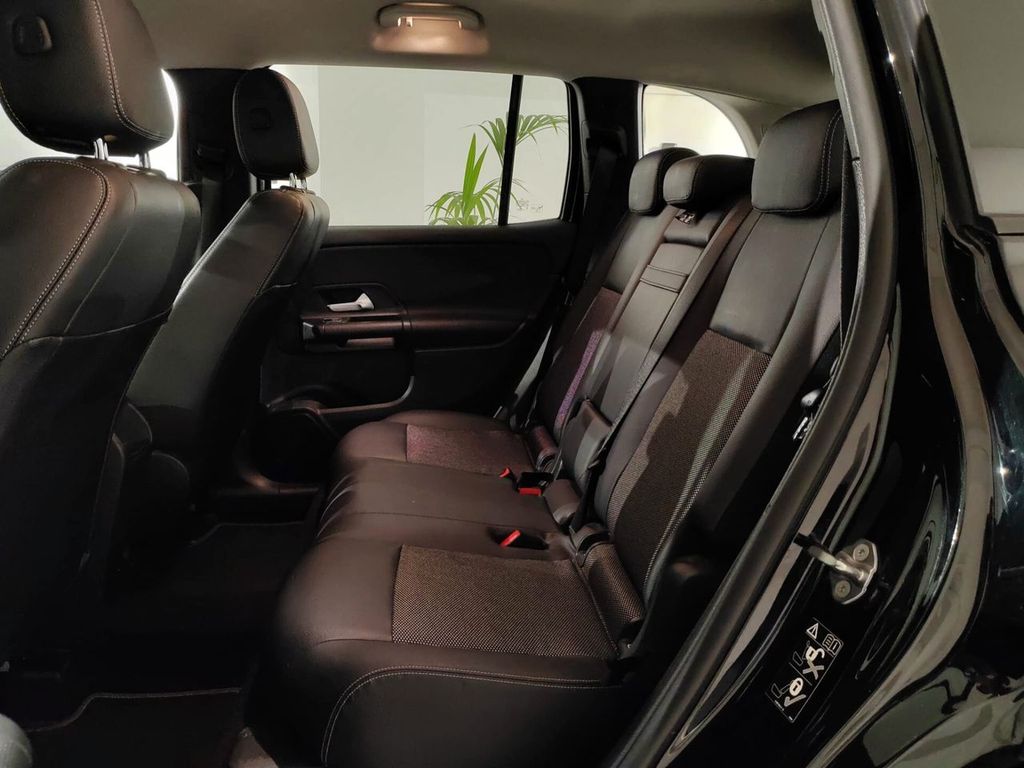 Mercedes-Benz GLB 200 2022