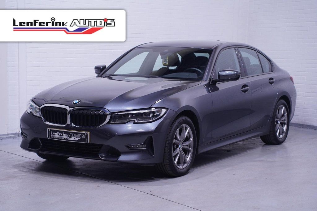 BMW 320 2022
