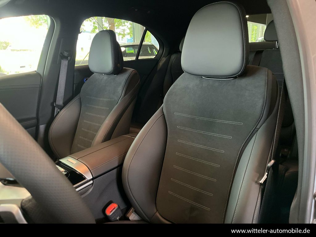 Mercedes-Benz C 300 2025