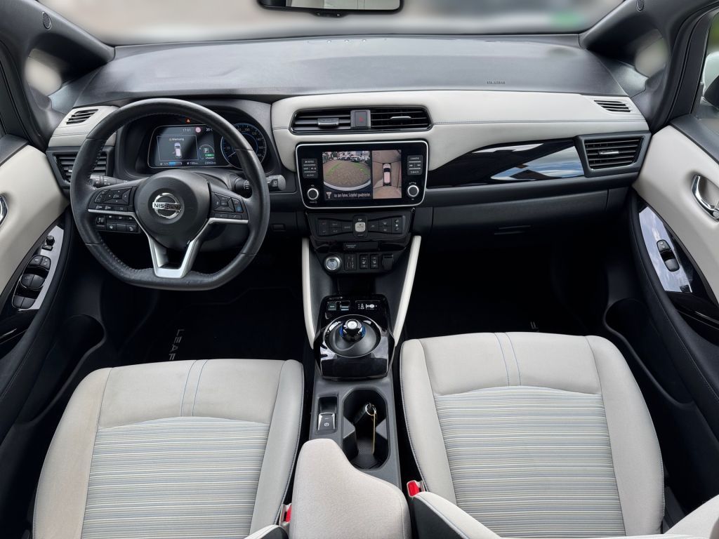 Nissan Leaf 2021