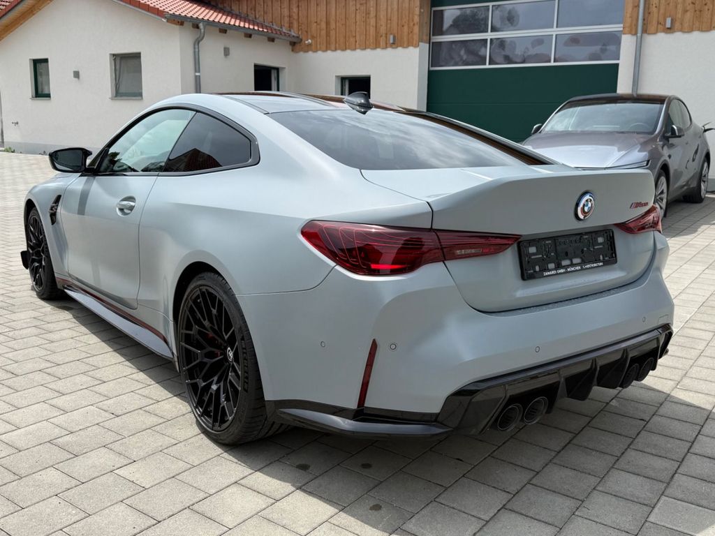 BMW M4 2023