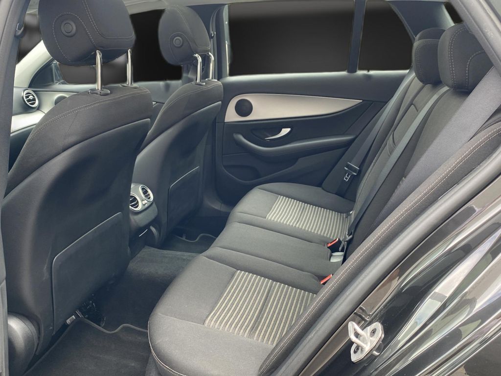 Mercedes-Benz E 300 2021