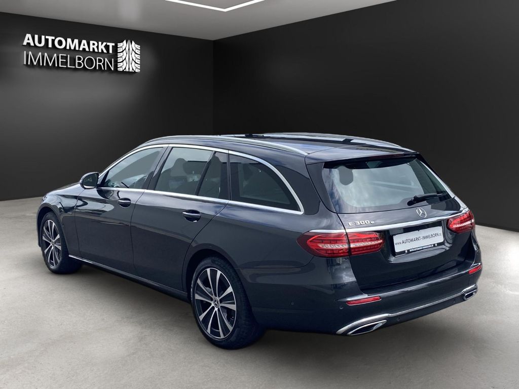 Mercedes-Benz E 300 2021