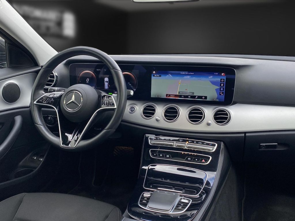 Mercedes-Benz E 300 2021