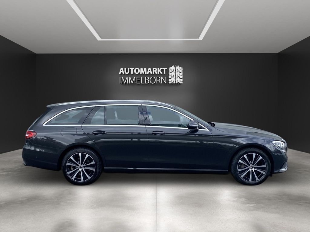 Mercedes-Benz E 300 2021