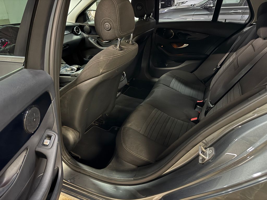 Mercedes-Benz C 200 2016