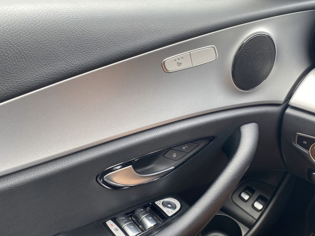 Mercedes-Benz E 300 2021