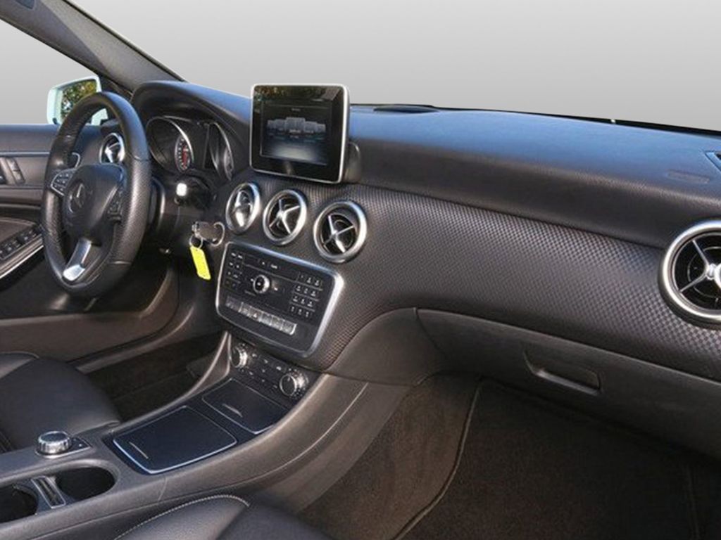 Mercedes-Benz A 180 2016