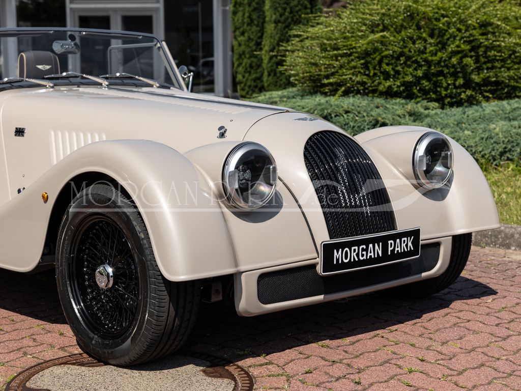 Morgan Plus 4