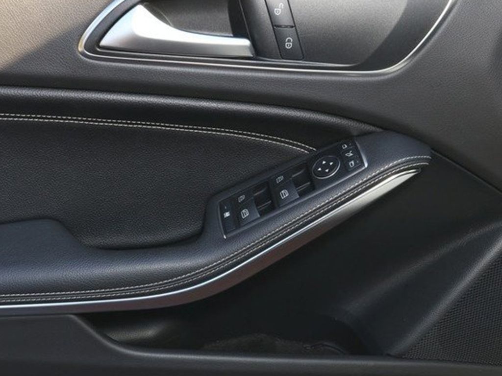 Mercedes-Benz A 180 2016