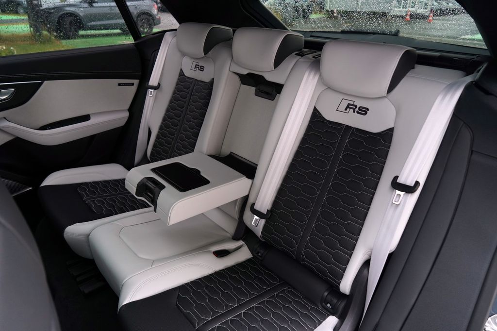 Audi RSQ8 2025