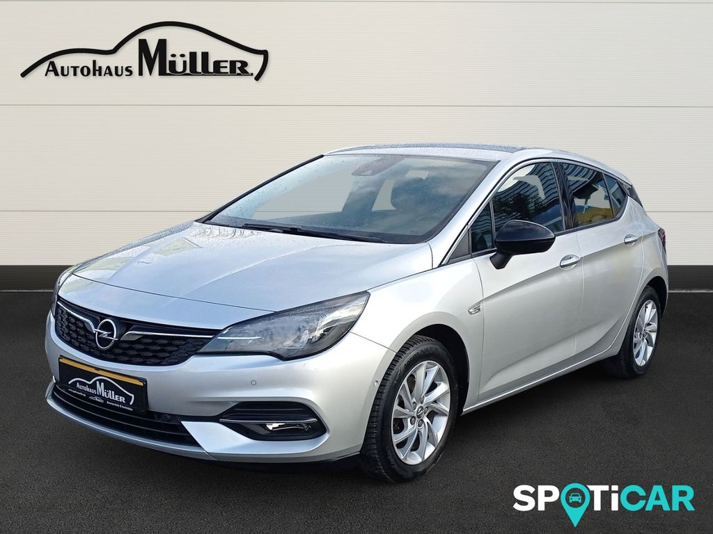 Opel Astra 2021