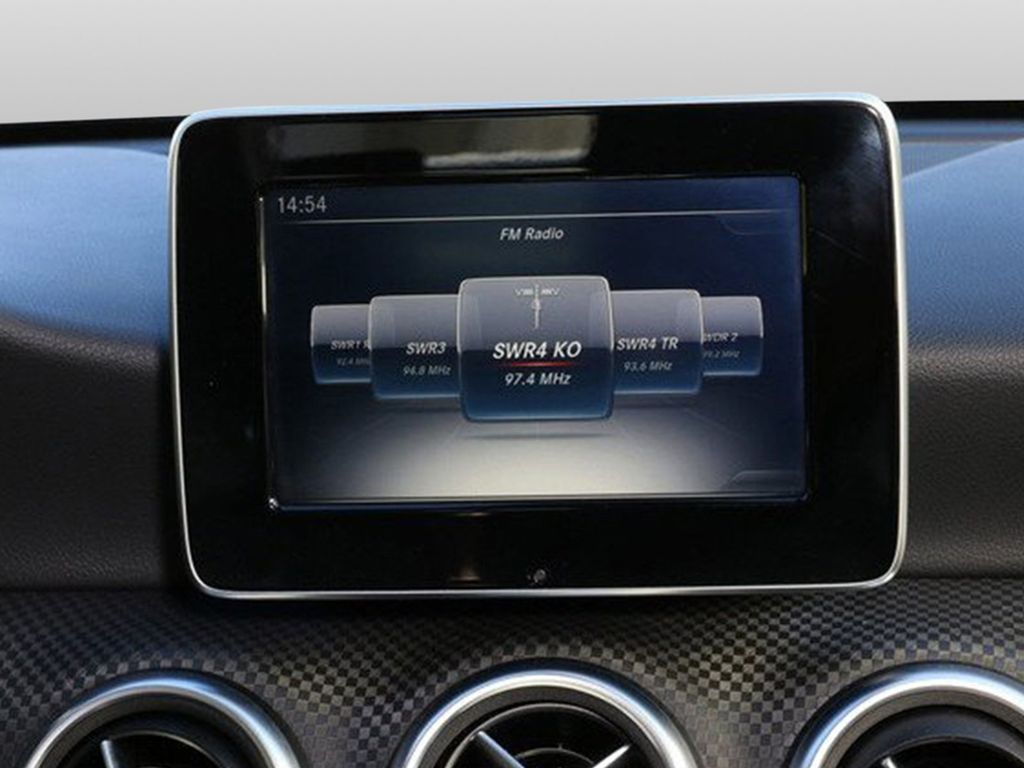 Mercedes-Benz A 180 2016