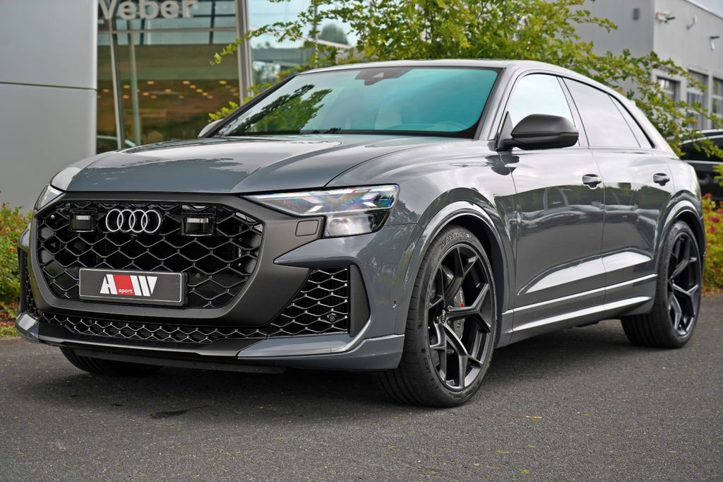 Audi RSQ8