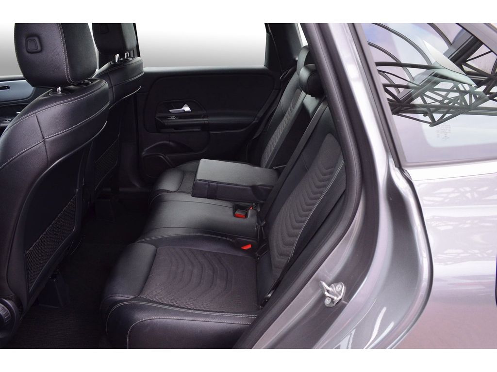 Mercedes-Benz B 180 2019