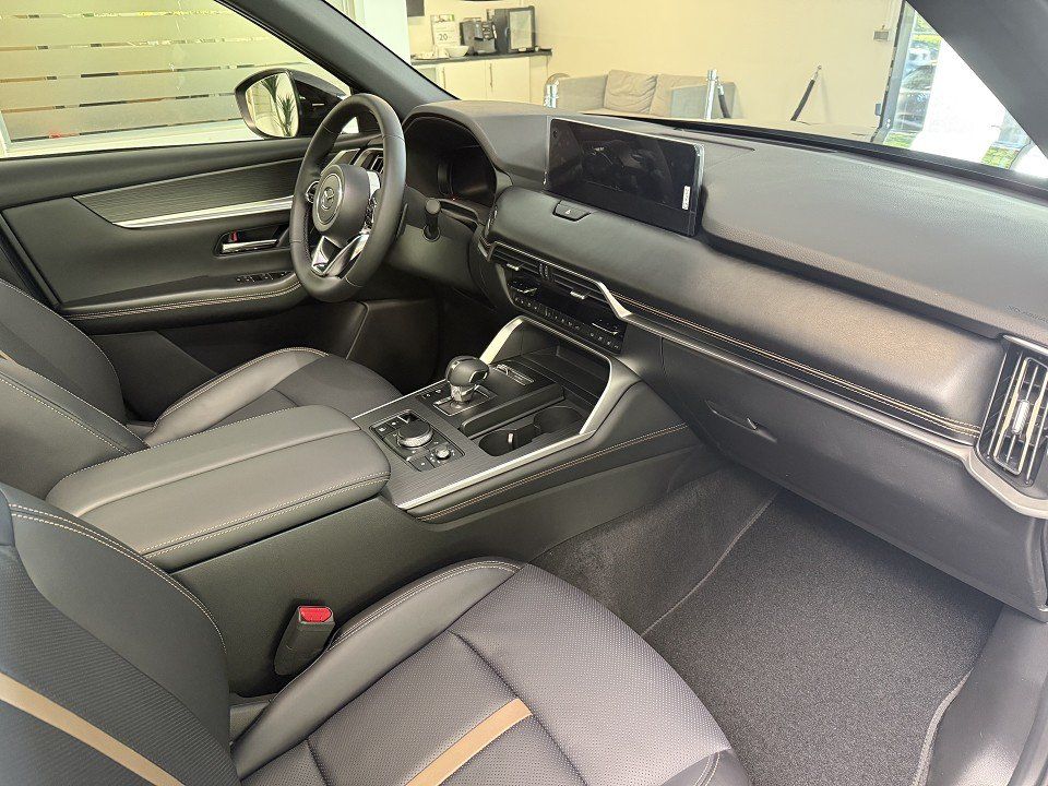 Mazda CX-60 2025