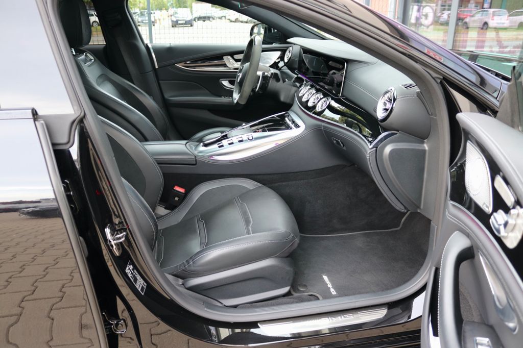 Mercedes-Benz AMG GT 2023