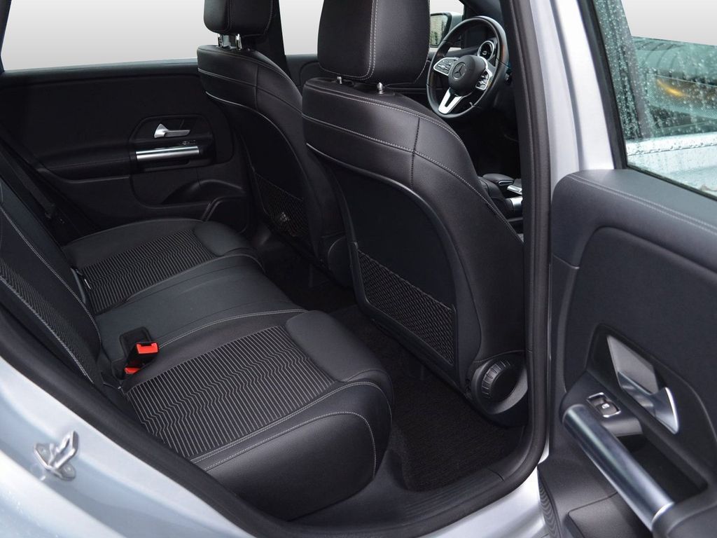 Mercedes-Benz B 180 2019