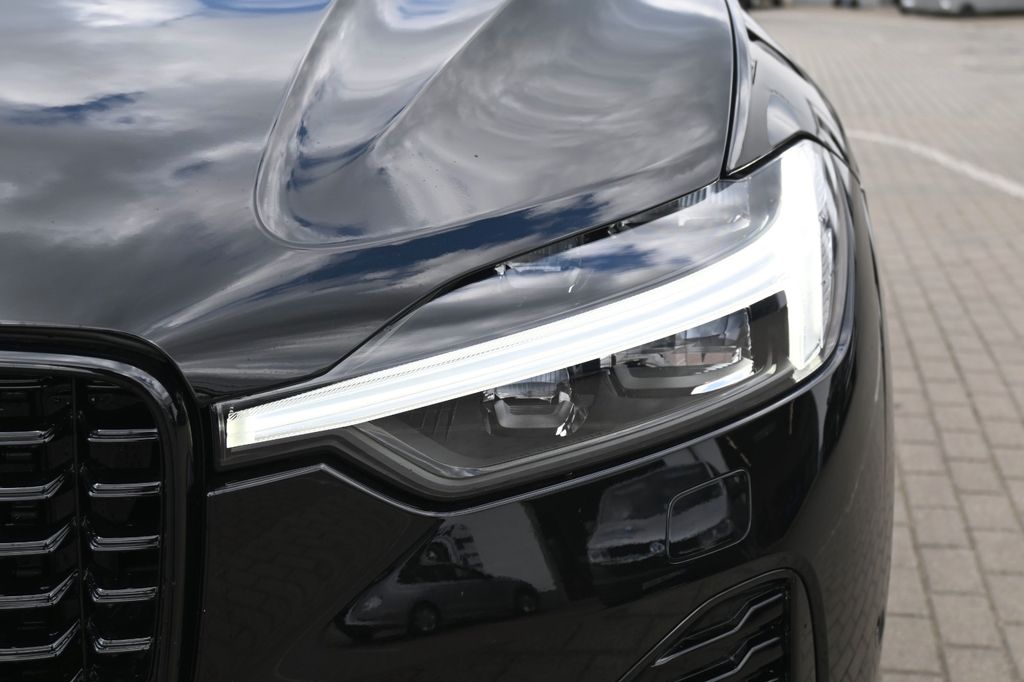 Volvo XC60 2025
