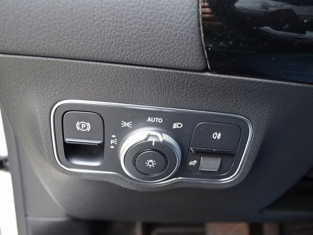 Mercedes-Benz B 180 2019