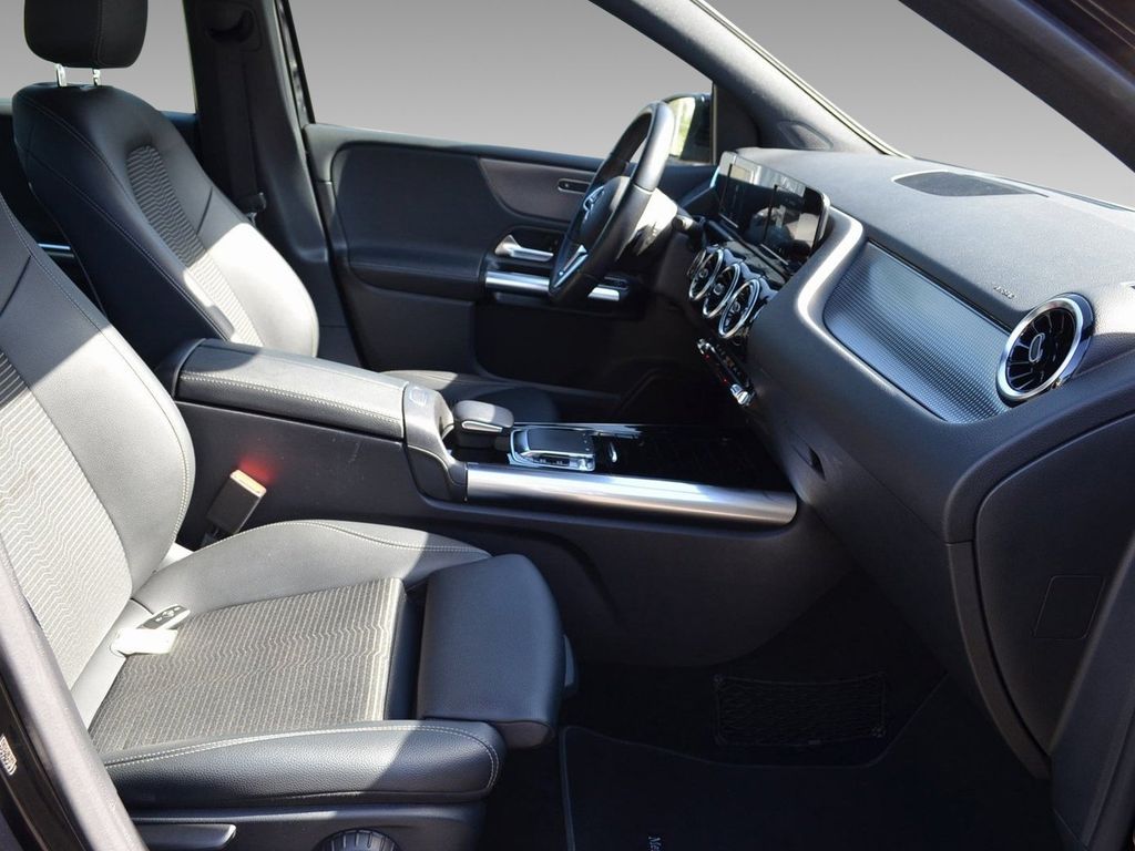 Mercedes-Benz B 180 2019