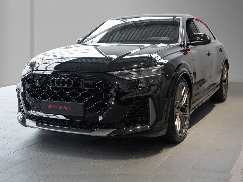 Audi RSQ8