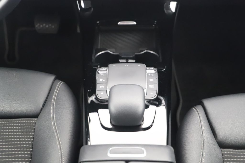 Mercedes-Benz A 220 2021