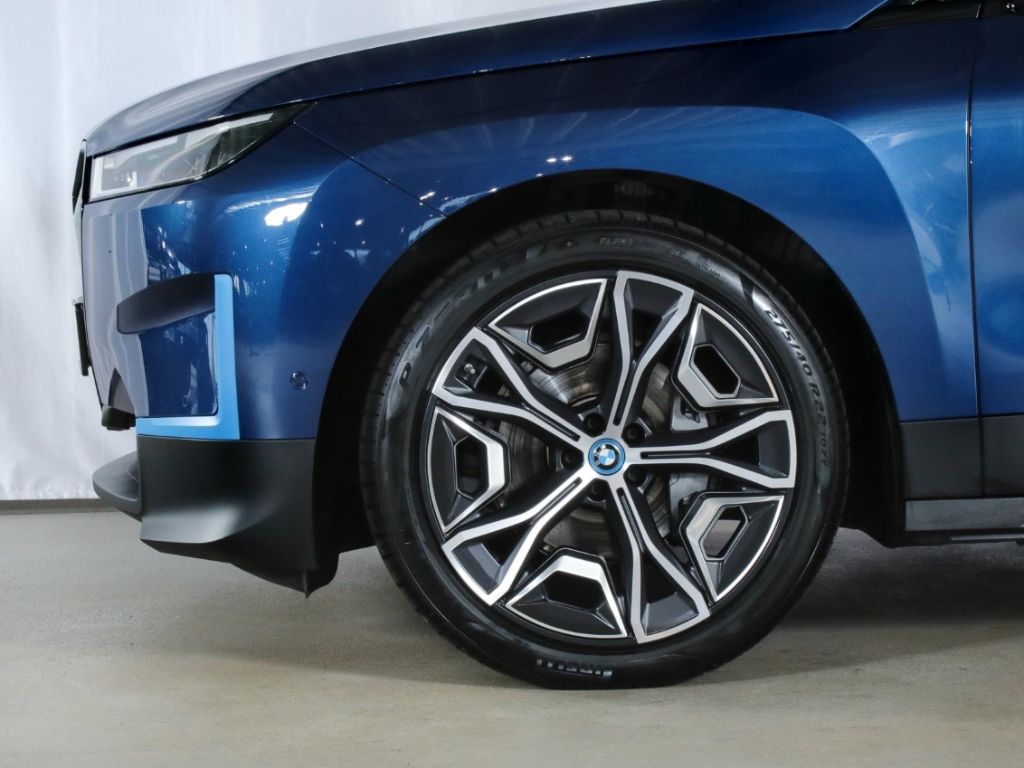 BMW iX 2022