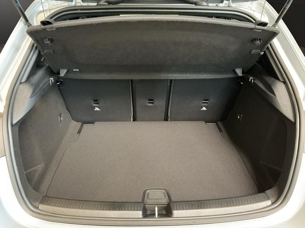 Mercedes-Benz A 200 2025