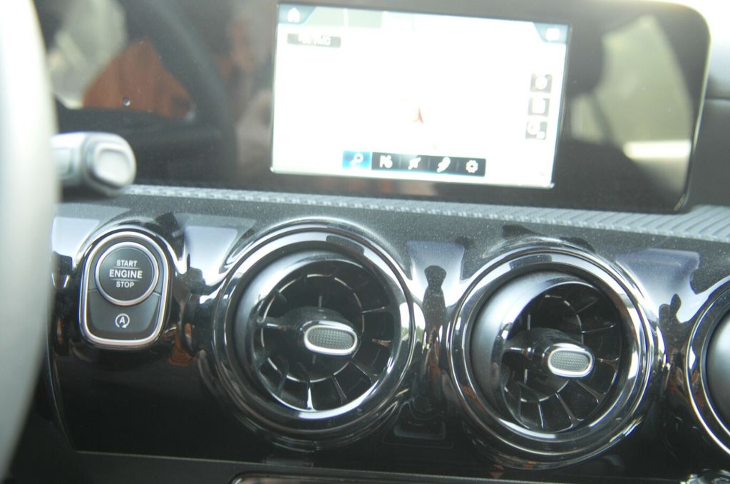 Mercedes-Benz A 180 2022