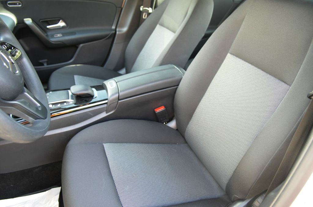 Mercedes-Benz A 180 2022