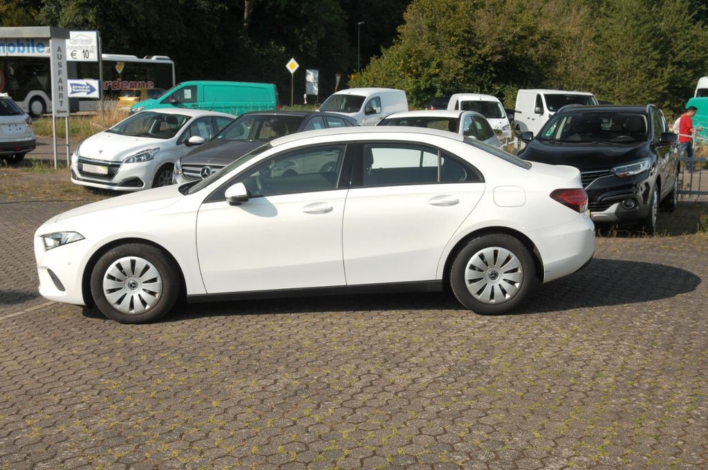 Mercedes-Benz A 180 2022