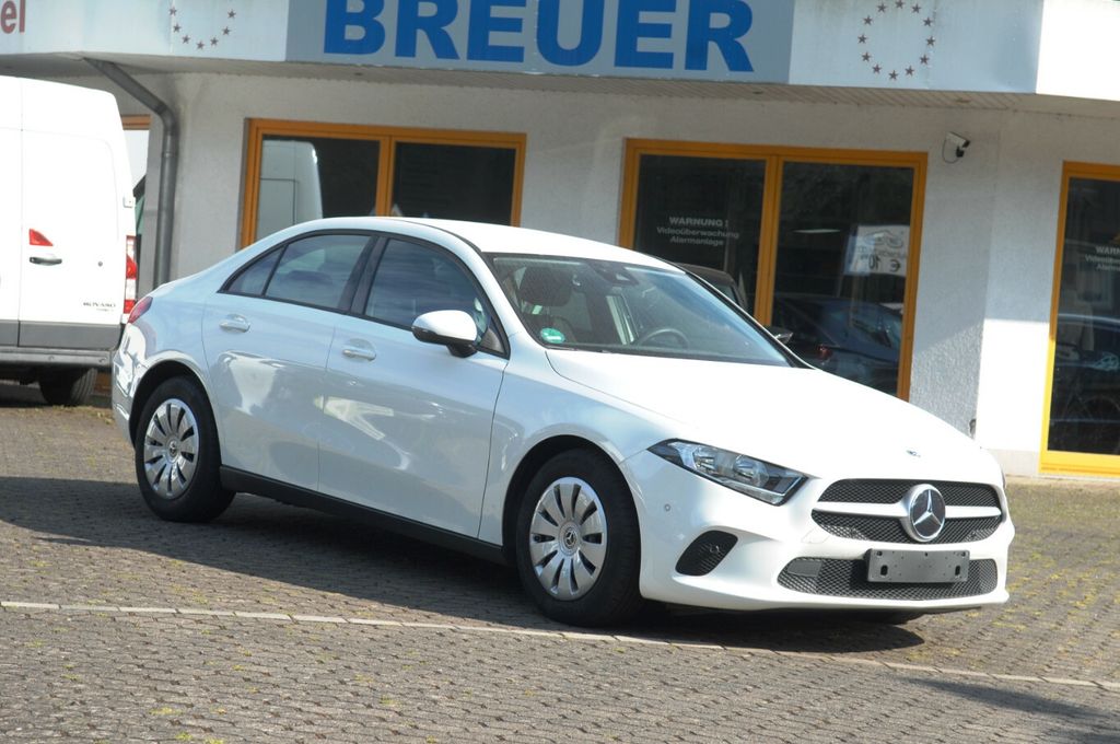 Mercedes-Benz A 180 2022