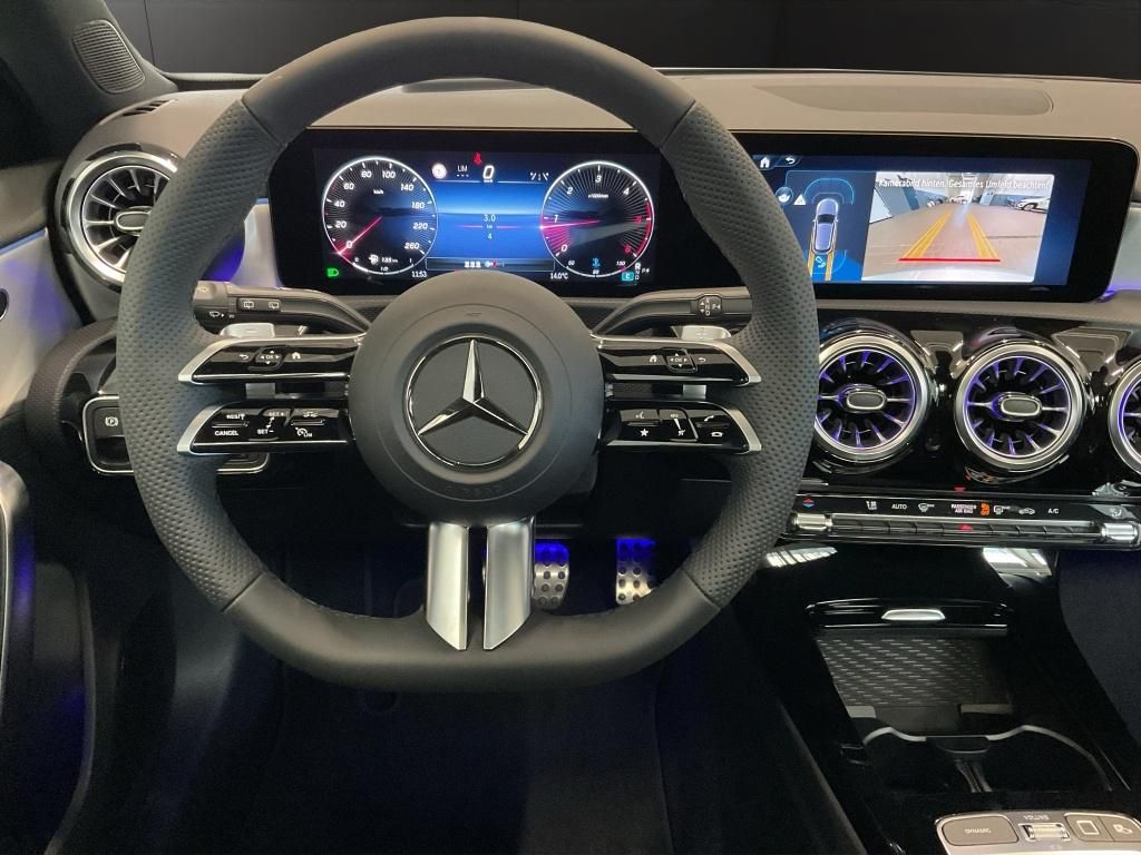 Mercedes-Benz A 200 2025