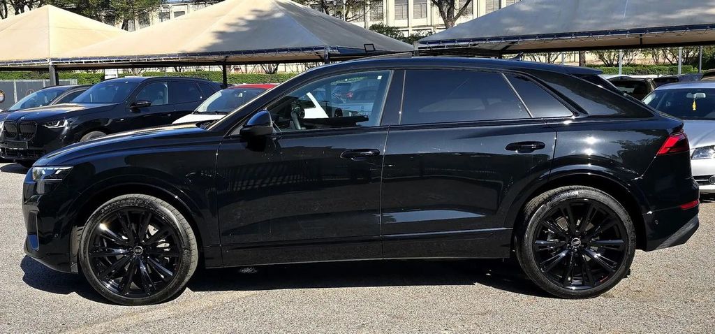 Audi Q8 2024